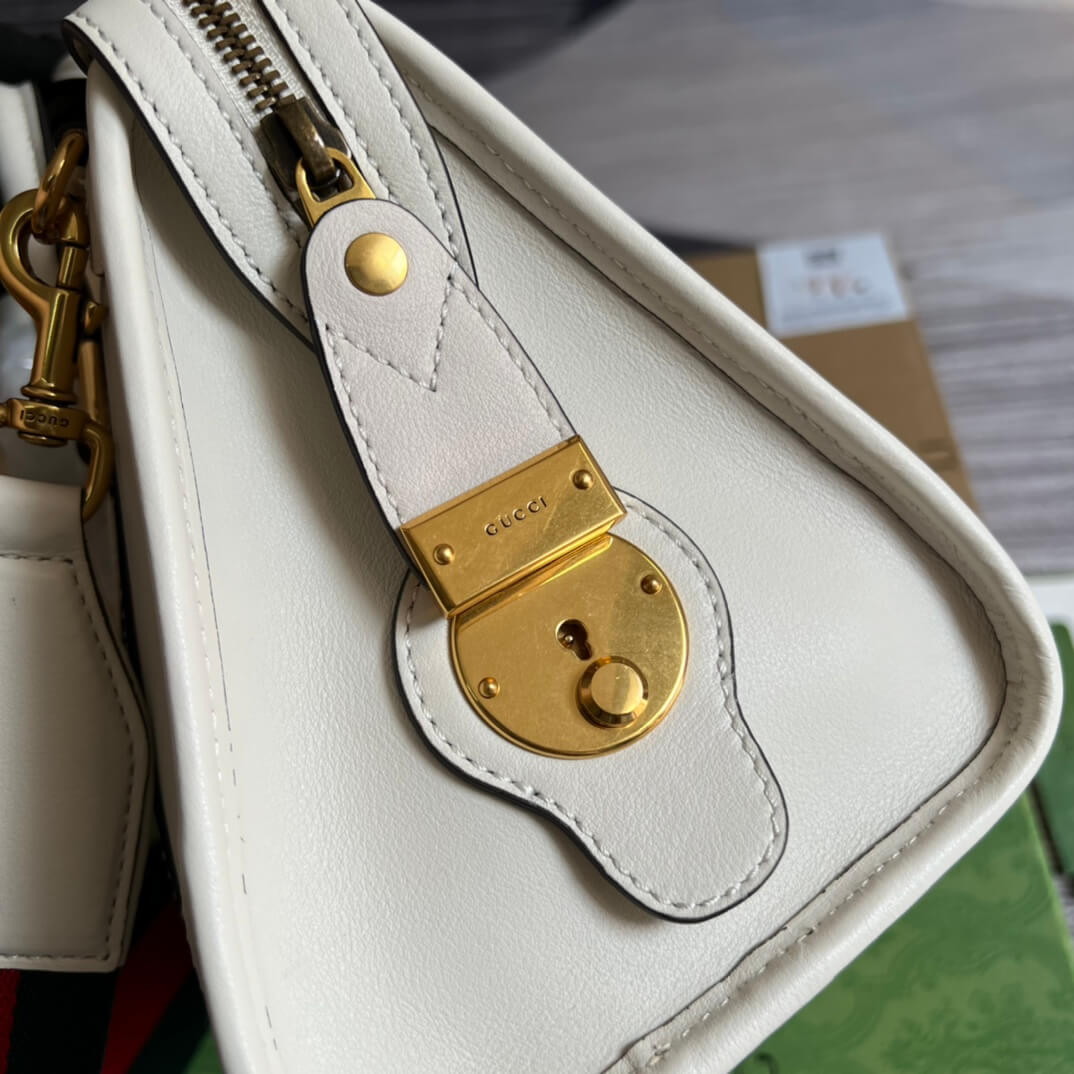 GC 715772 Exquisite PM white 27CM