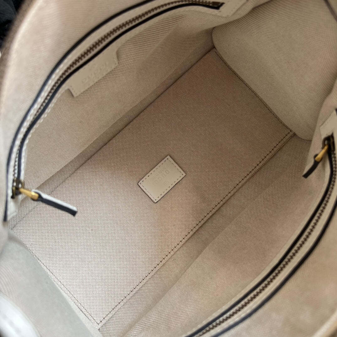 GC 715772 Exquisite PM white 27CM