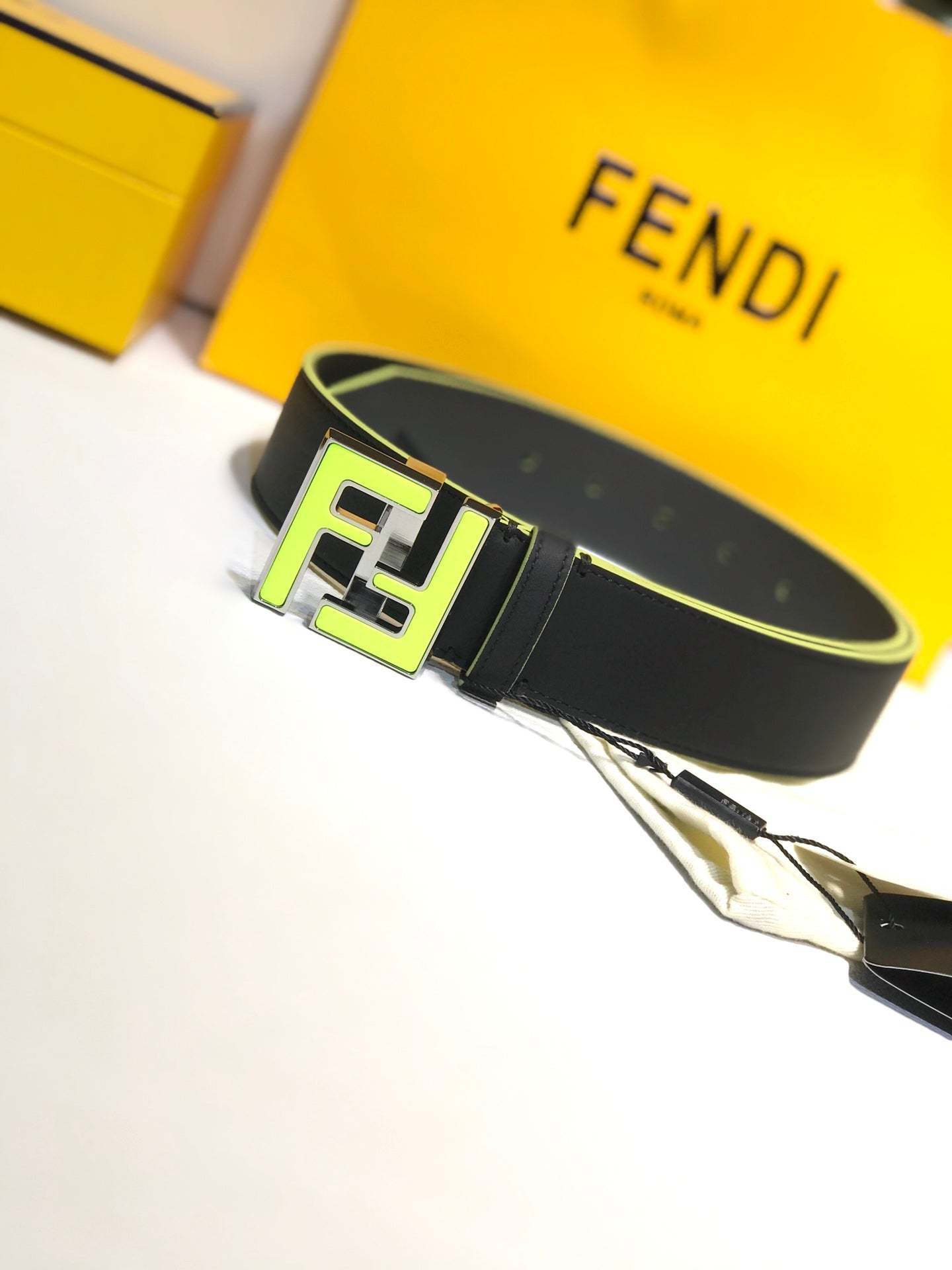 FD LEATHER BETL NEON GREEN 40MM