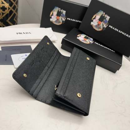 PR SAFFIANO LUX LEATHER FLAP CONTINENTAL BLACK WALLET 19CM