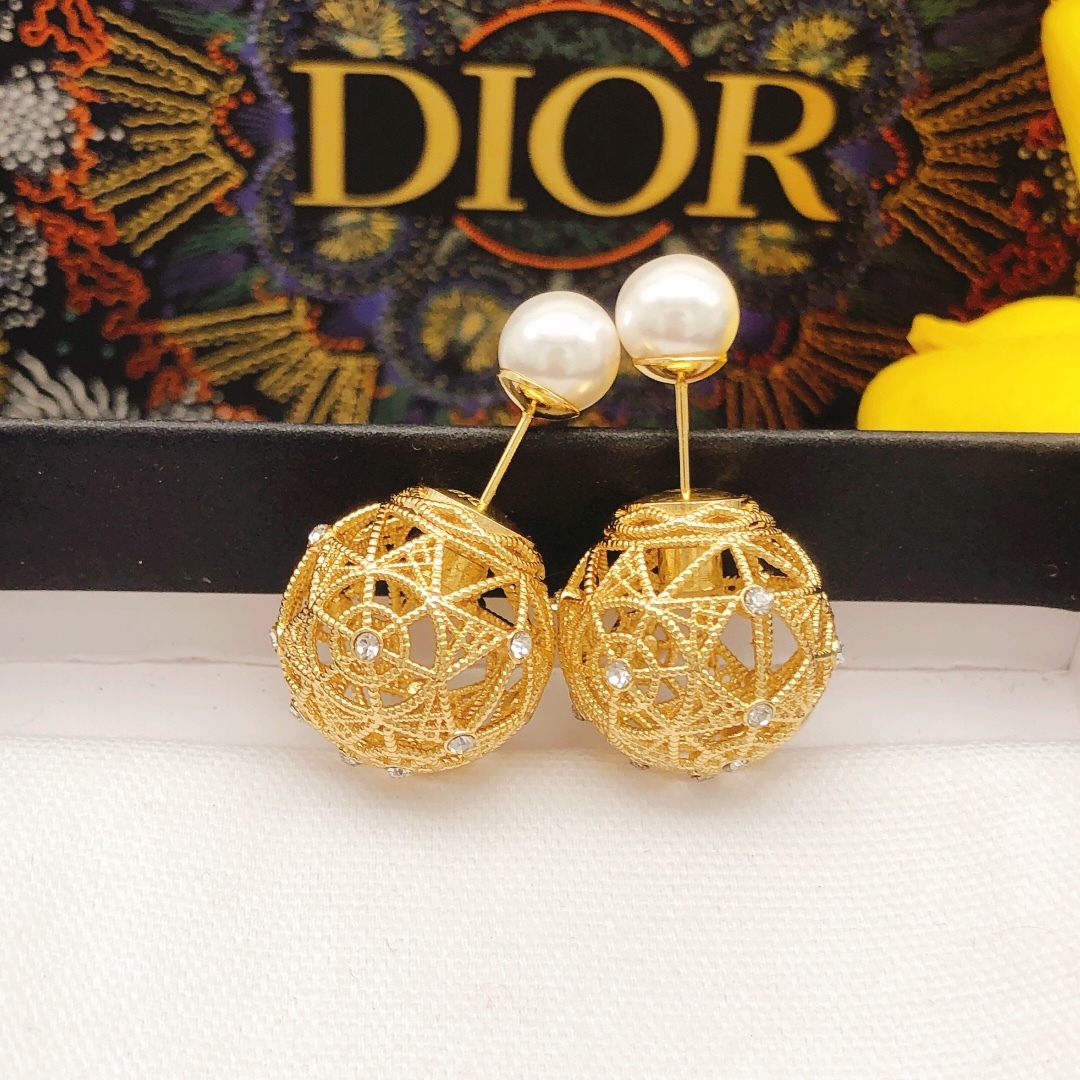DOR EARRINGS
