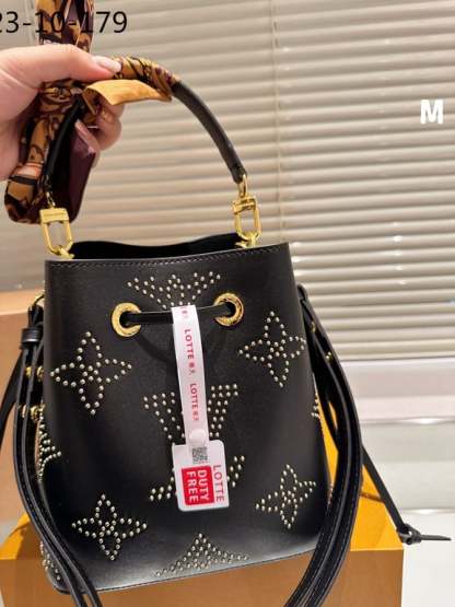 LUV NEONOE BB BLACK 25CM M46734