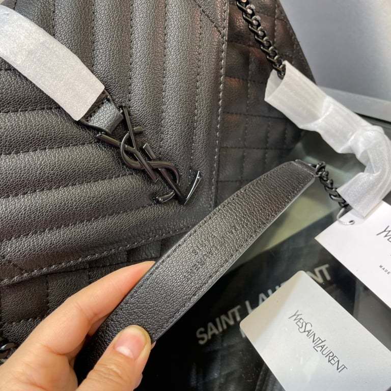 SAINT LAURENT ENVELOPE CHAIN BAG IN MIX MATELASSE GRAIN DE POUDRE EMBOSSED LEATHER BLACK 31CM