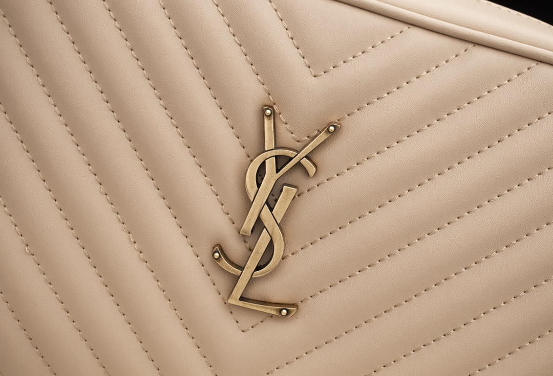 YSL LOU CAMERA BAG IN QUILTED LEATHER BEIGE GOLD 23CM 612544DV7072721