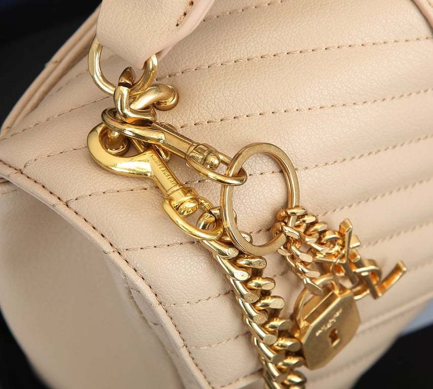 SAINT LAURENT COLLEGE MEDIUM CHAIN BAG IN QUILTED LEATHER BEIGE 24CM