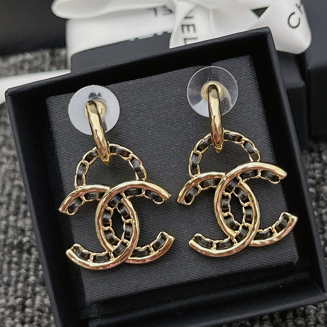 CC CC EARRINGS