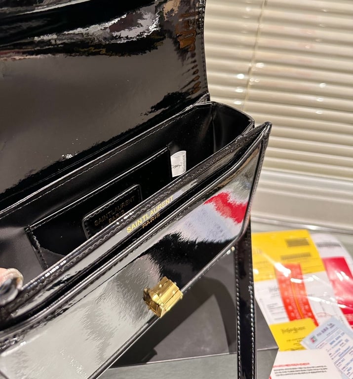 SAINT LAURENT SOLFERINO MEDIUM SATCHEL IN LACQUERED PATENT LEATHER BLACK 23CM