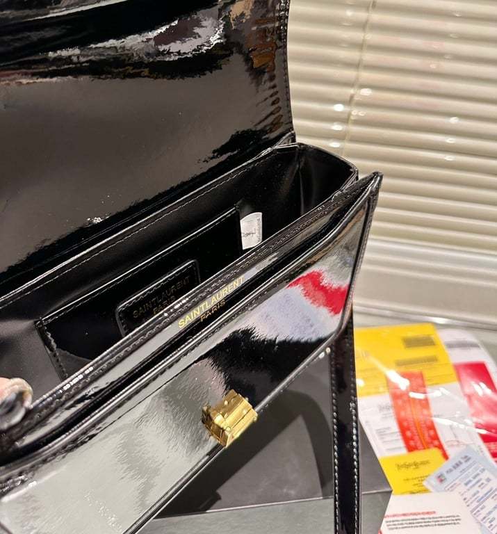 SAINT LAURENT SOLFERINO MEDIUM SATCHEL IN LACQUERED PATENT LEATHER BLACK 23CM