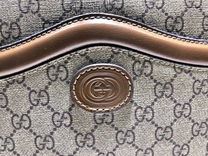 GG MESSENGER BAG WITH INTERLOCKING G 25.5 CM 675891 92THG 8563