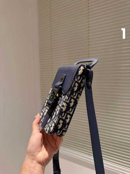 DIR SADDLE VERTICAL POUCH WITH STRAP OBLIQUE JACQUARD AND DARK BLUE GRAINED CALFSKIN 11CM HIGH QUALITY