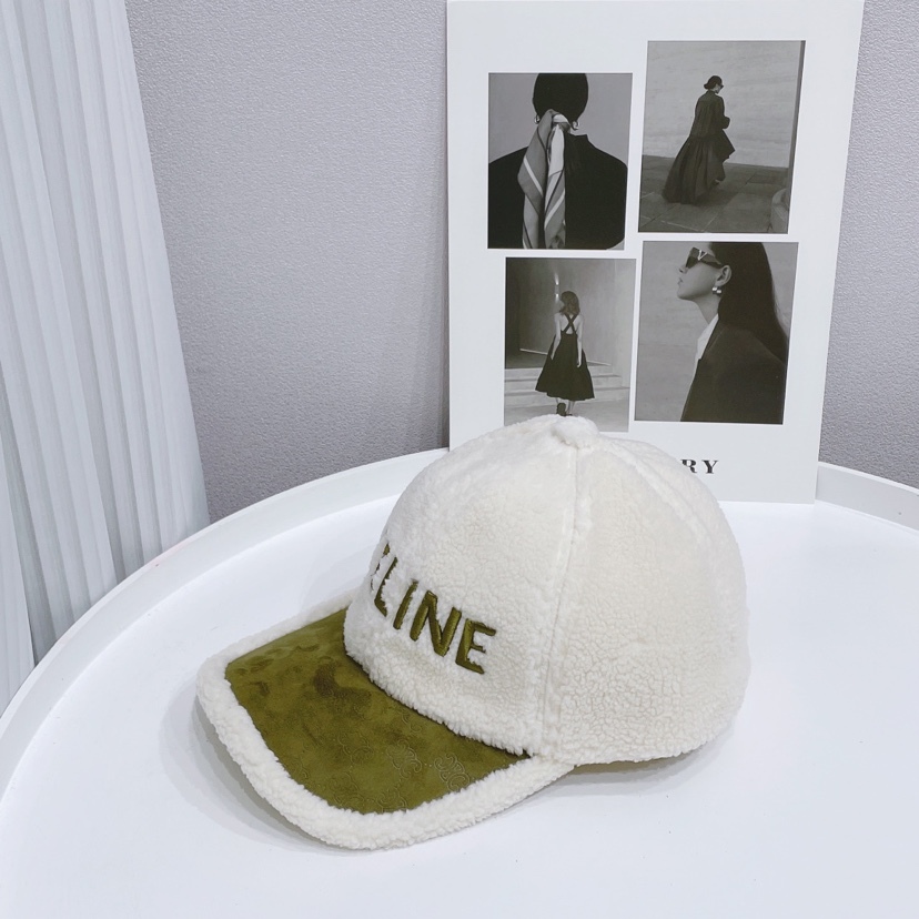 CL AUTUMN AND WINTER HAT GREEN AND WHITE