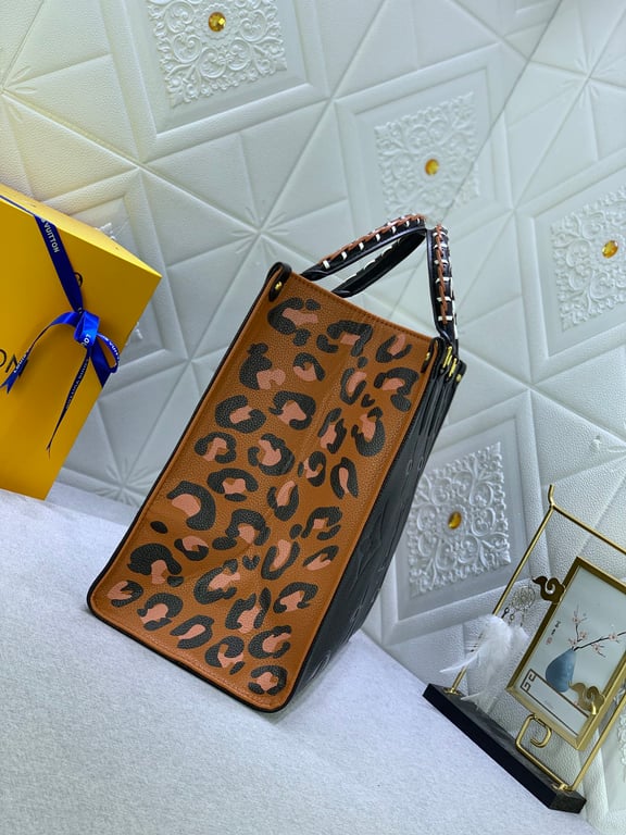 LUV BLACK 41CM CRAFTY ONTHEGO GM