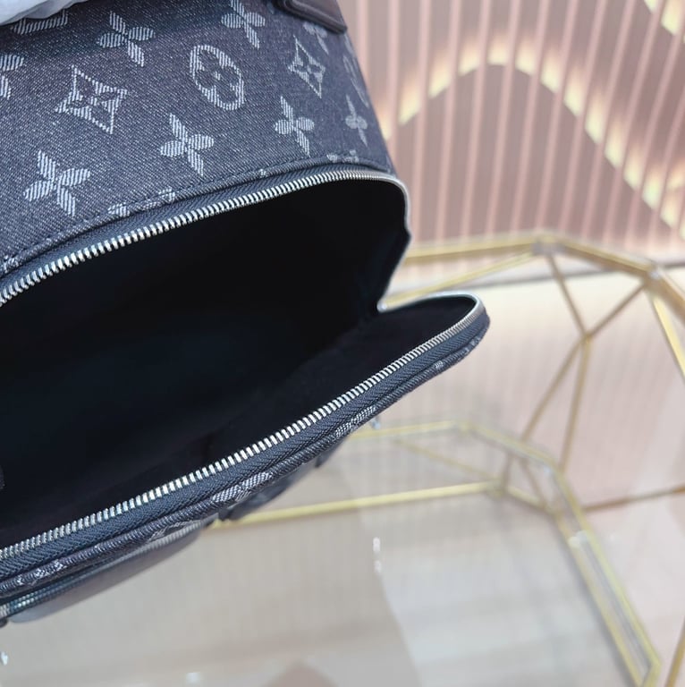 LUV BACKPACK MULTIPOCKET BLACK MONOGRAM DENIM AND TAURILLON LEATHER 42CM M45973