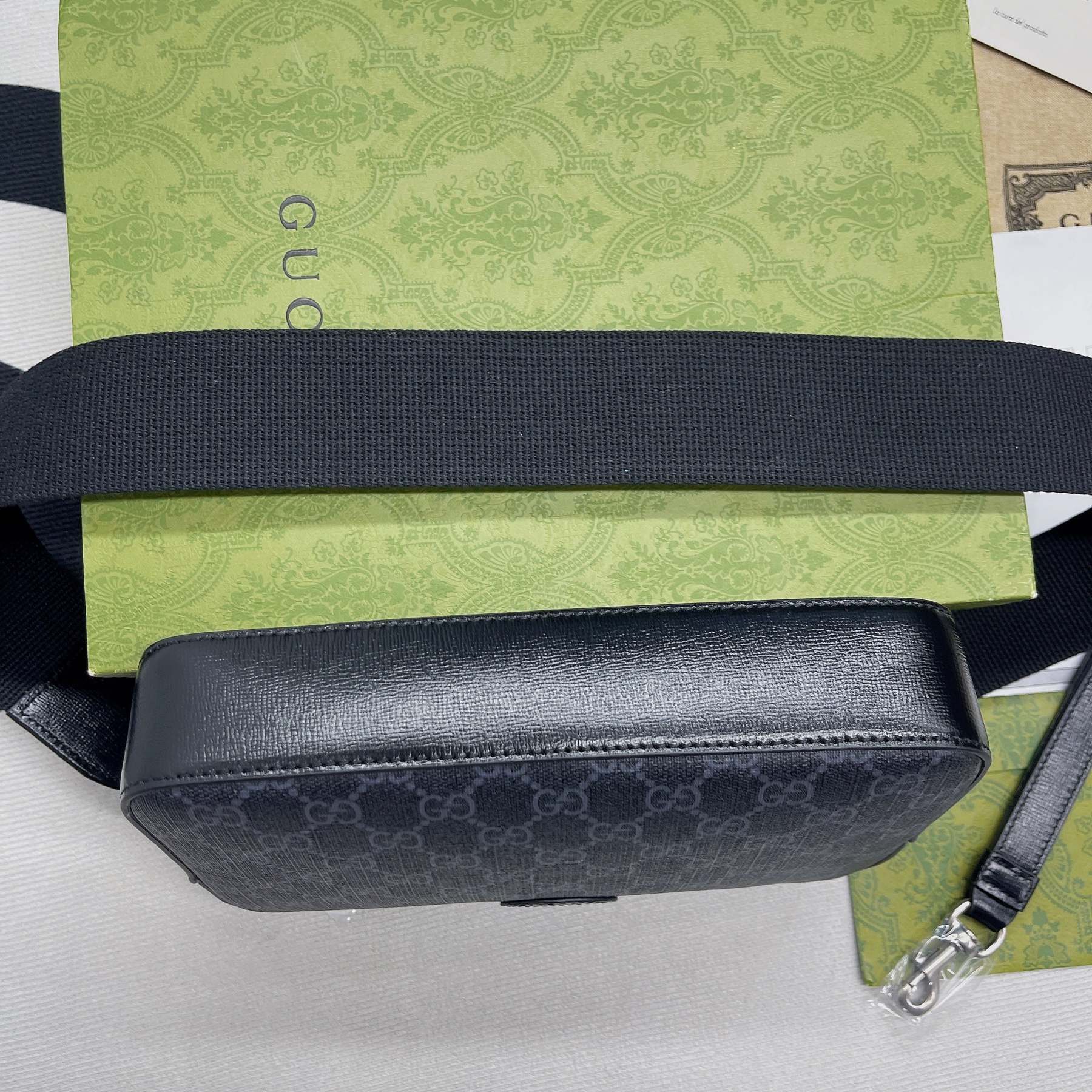 gg Shoulder Bag With Interlocking G Black gg Supreme Canvas For Women  9.6in/24.5cm gg 703468 92THF 1000