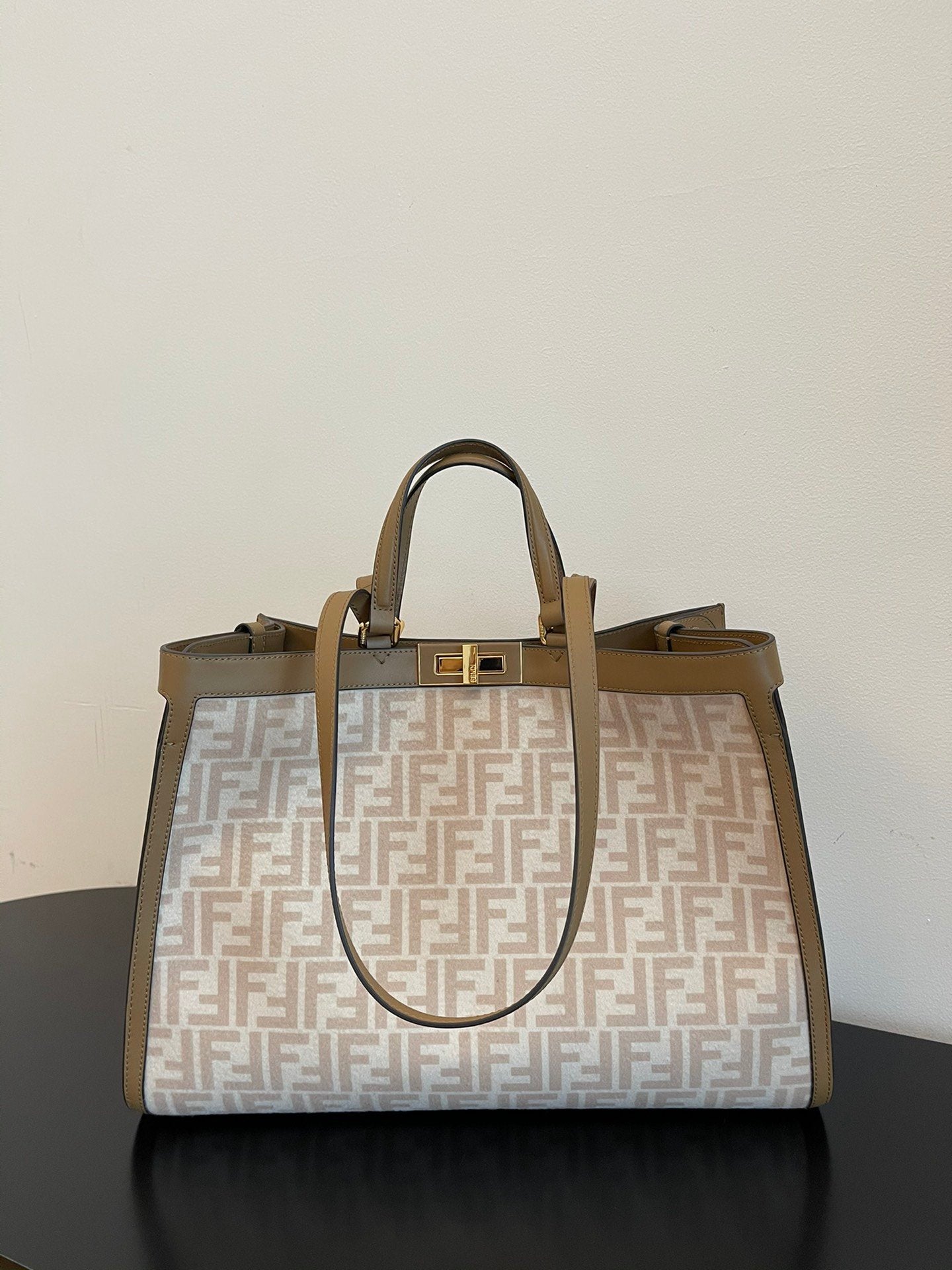 FI Peekaboo X-tote Bag Beige Canvas For Women, Women’s Handbags, Shoulder Bags 16.1in/41cm FF 8BH374