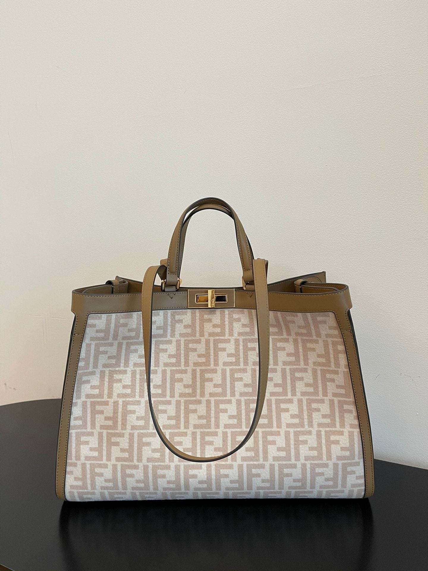 FI Peekaboo X-tote Bag Beige Canvas For Women, Women’s Handbags, Shoulder Bags 16.1in/41cm FF 8BH374