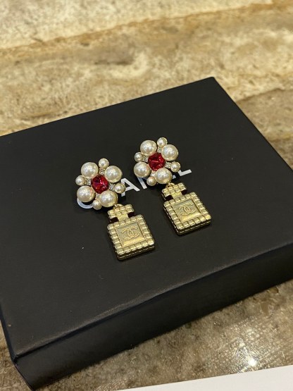 CC EARRINGS