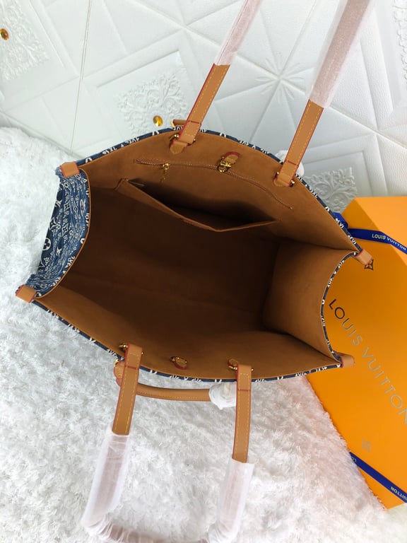 LUV SINCE 1854 ONTHEGO PM 35CM