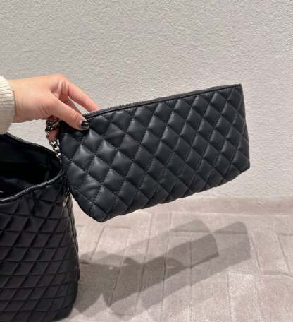 SAINT LAURENT ICARE SHOPPING BAG IN QUILTED LAMBSKIN BLACK SILVER 40CM