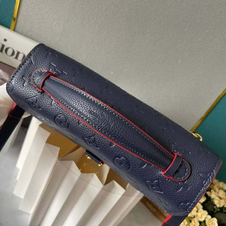 LUV POCHETTE METIS 25CM M44071