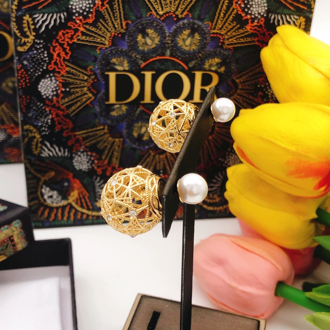 DOR EARRINGS