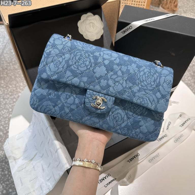 CHL DOUBLE FLAP BAG FLOWER DENIM BLUE 25CM