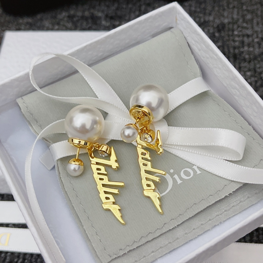DOR EARRINGS