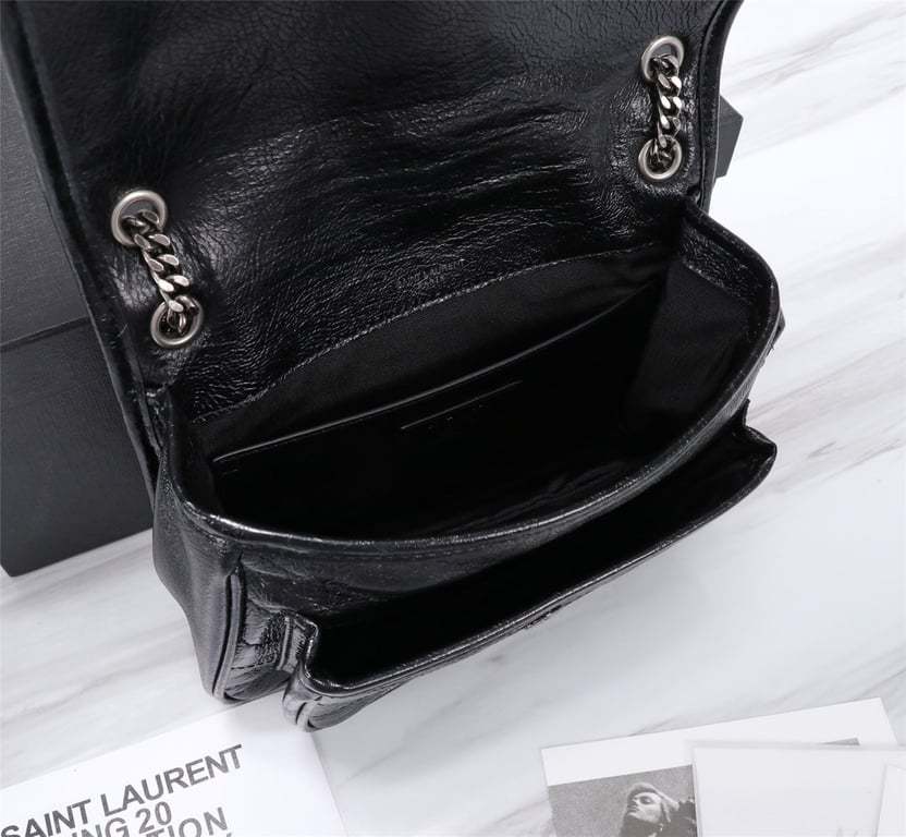 SAINT LAURENT NIKI BABY CHAIN BAG IN CRINKLED VINTAGE BLACK NOIR 21CM 6331600EN041000