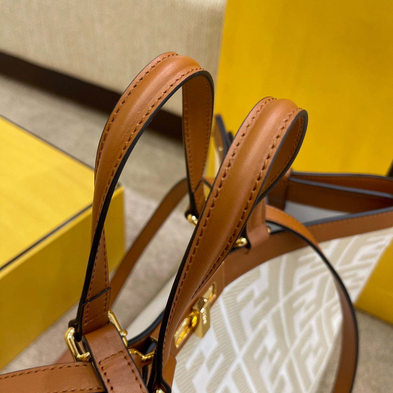 FI Peekaboo X-tote Bag White Canvas For Women, Women’s Handbags, Shoulder Bags 16.1in/41cm FF 8BH374