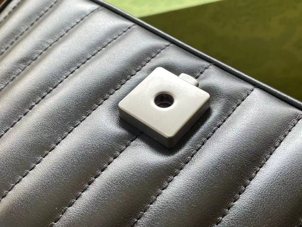 GG MARMONT MINI SHOULDER BAG