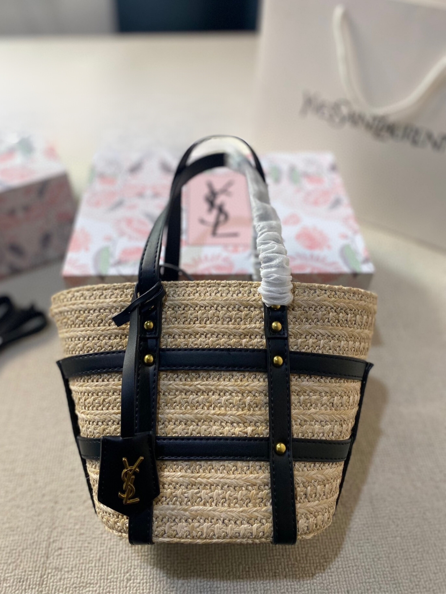 YSL MEDIUM PANIER HARNESS RAFFIA TOTE BEIGE 17CM