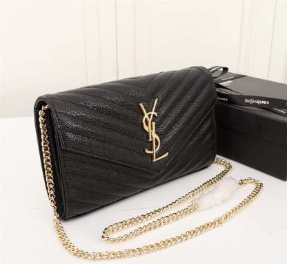 SAINT LAURENT CASSANDRE MATELASSE CHAIN WALLET IN GRAIN DE POUDRE EMBOSSED BLACK GOLD 22CM