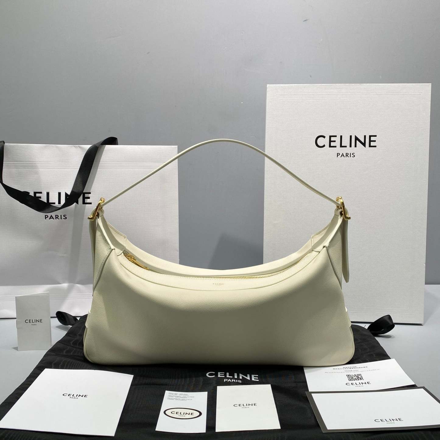 CE Medium Romy In Supple White For Women 13in/34cm 197443DPJ.01RC
