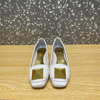 Valentino Garavani One Stud Patent Ballet Flats White For Women