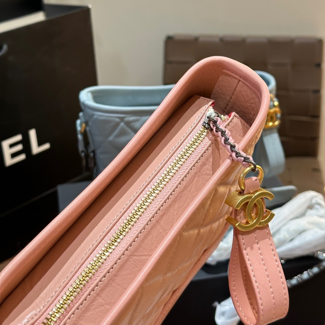 CC GABRIELLE SMALL HOBO BAG POWDER PINK 20CM