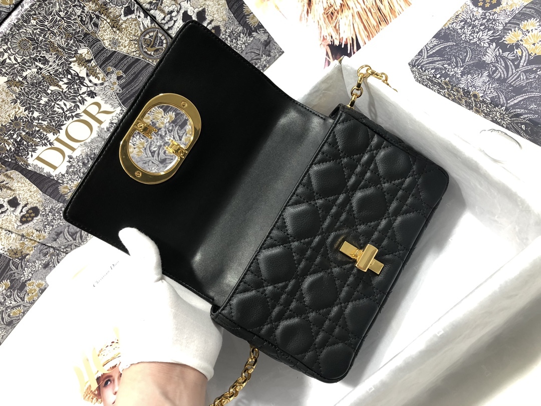 DOR SMALL CARO BLACK SUPPLE CANNAGE CALFSKIN 20CM M9241UWHC_M900