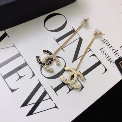 CC CC EARRINGS