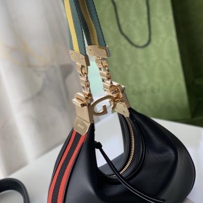 GG GG ATTACHE SMALL SHOULDER BAG IN BLACK 23CM 699409 UXWBG 1037