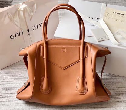 gv Small Antigona Soft Bag Pumpkin For Women, Handbags, Shoulder Bags 17.7in/45cm GVC 
