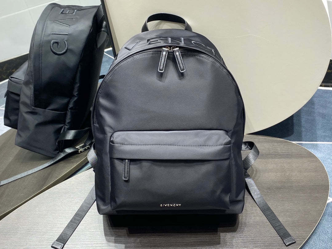 gv Essentiel U Backpack Black For Men, Men&#8217;s Backpacks 17in/43cm GVC