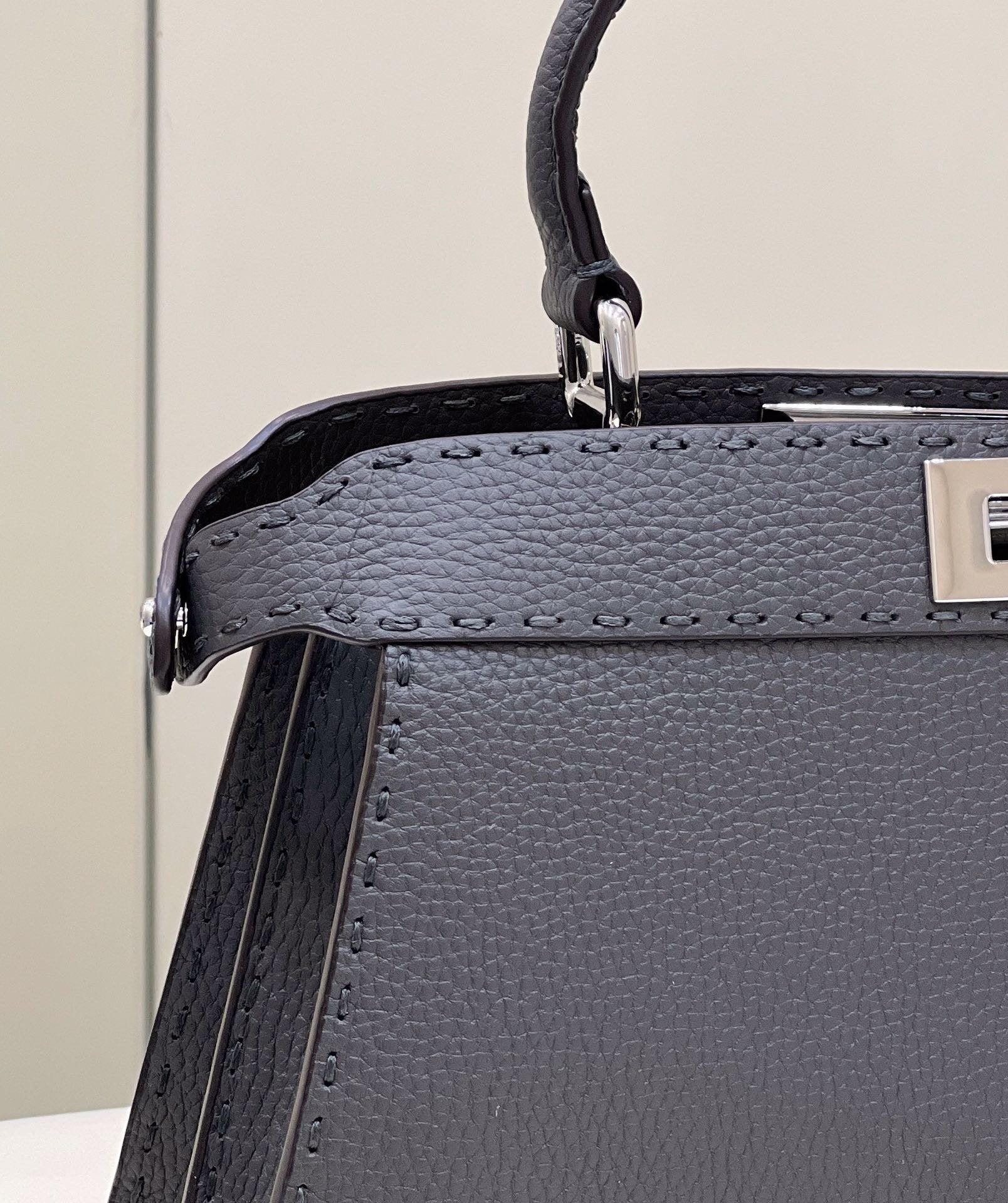 FI Peekaboo ISeeU Medium Black For Women, Women&#8217;s Handbags, Shoulder Bag 13.1in/33.5cm FF