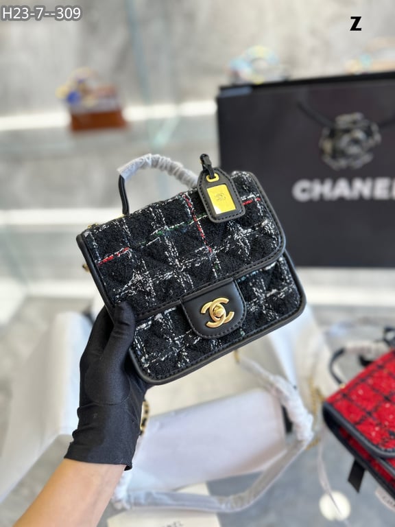 CHL TWEED MINI FLAP BAG BLACK 16CM