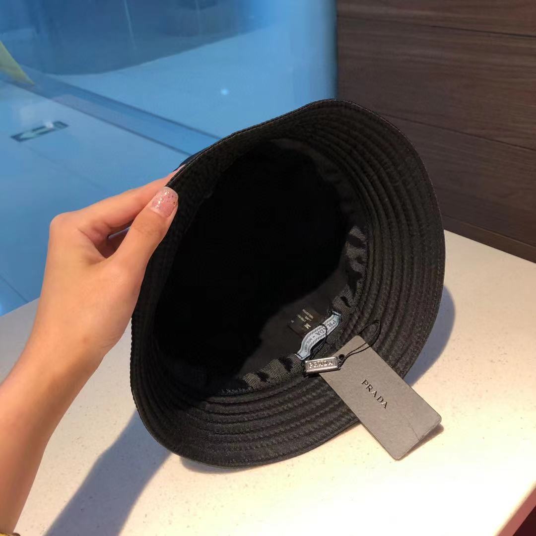 PD YELLOW LOGO BUCKET HAT BLACK