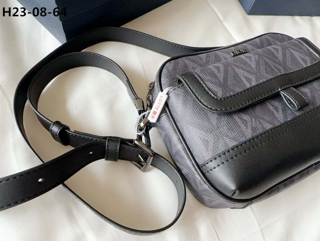 DIR HIT THE ROAD MESSENGER BAG CD BLACK 20CM