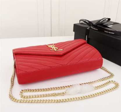 YSL CASSANDRE MATELASSÉ ENVELOPE CHAIN WALLET IN GRAIN DE POUDRE EMBOSSED LEATHER OPYUM RED 695108BOW016008