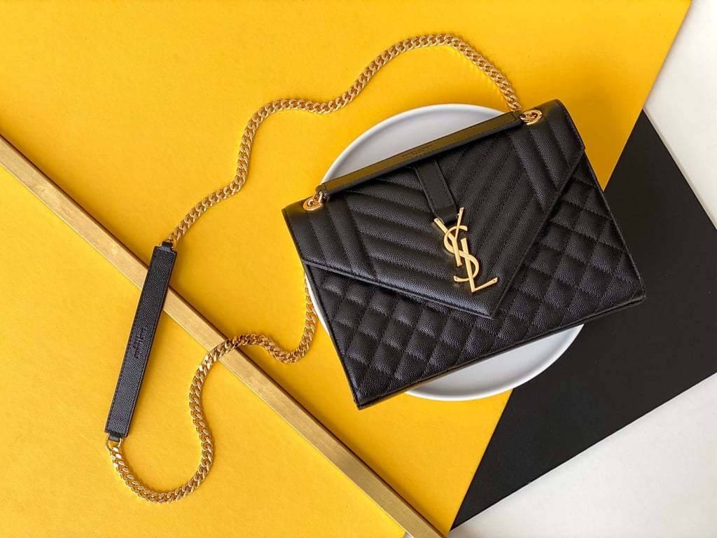 SAINT LAURENT ENVELOPE MEDIUM CHAIN BAG IN SUPPLE MATELASSE LEATHER BLACK GOLD 24CM