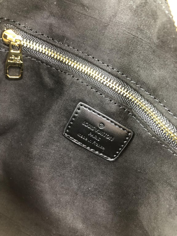 LUV PETITE MALLE SOUPLE BLACK