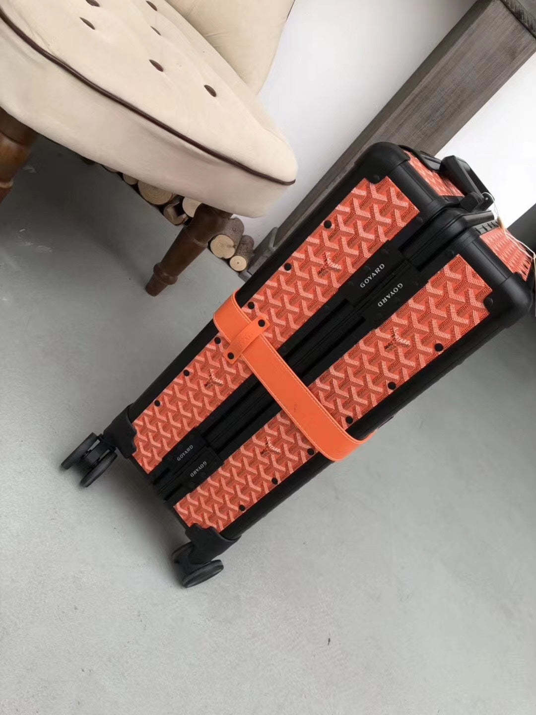 Goyard Rolling Vali Orange For Men, LuGucciage 20in/51cm LV