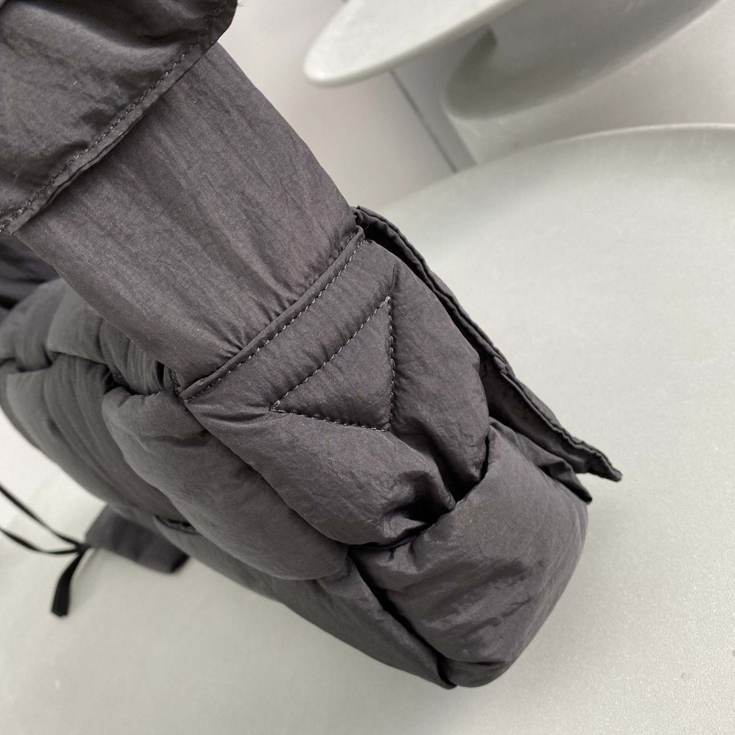 BV Padded Tech Cassette Bag For Women 11.8in/30cm In Black 628951VBO818803