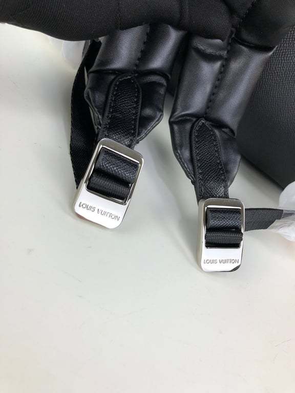 LUV 40CM PM BLACK DISCOVERY BACKPACK